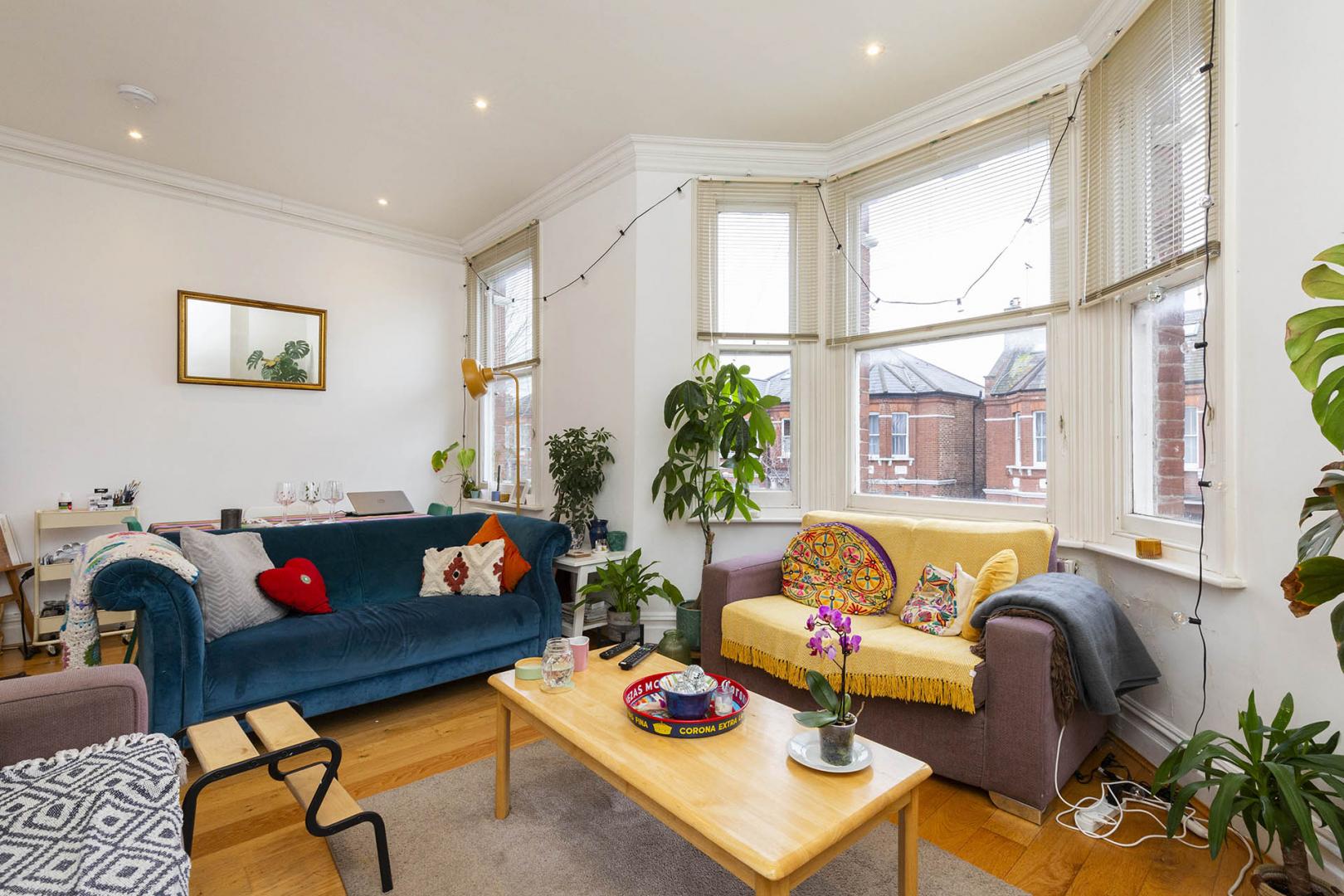 Modern Apartment with Private Roof Terrace Ebbsfleet Road , Kilburn